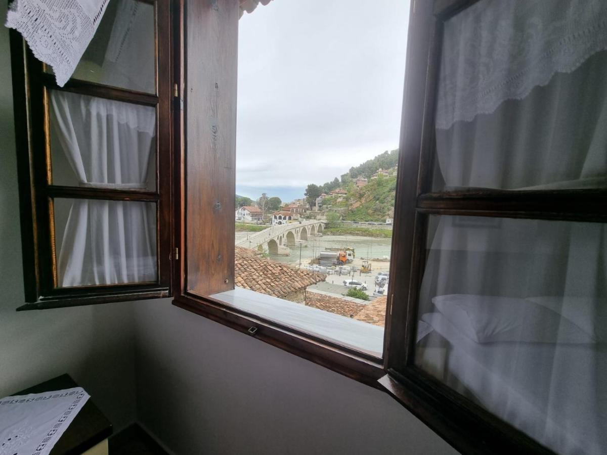 בראט Romeo'S Guest House מראה חיצוני תמונה